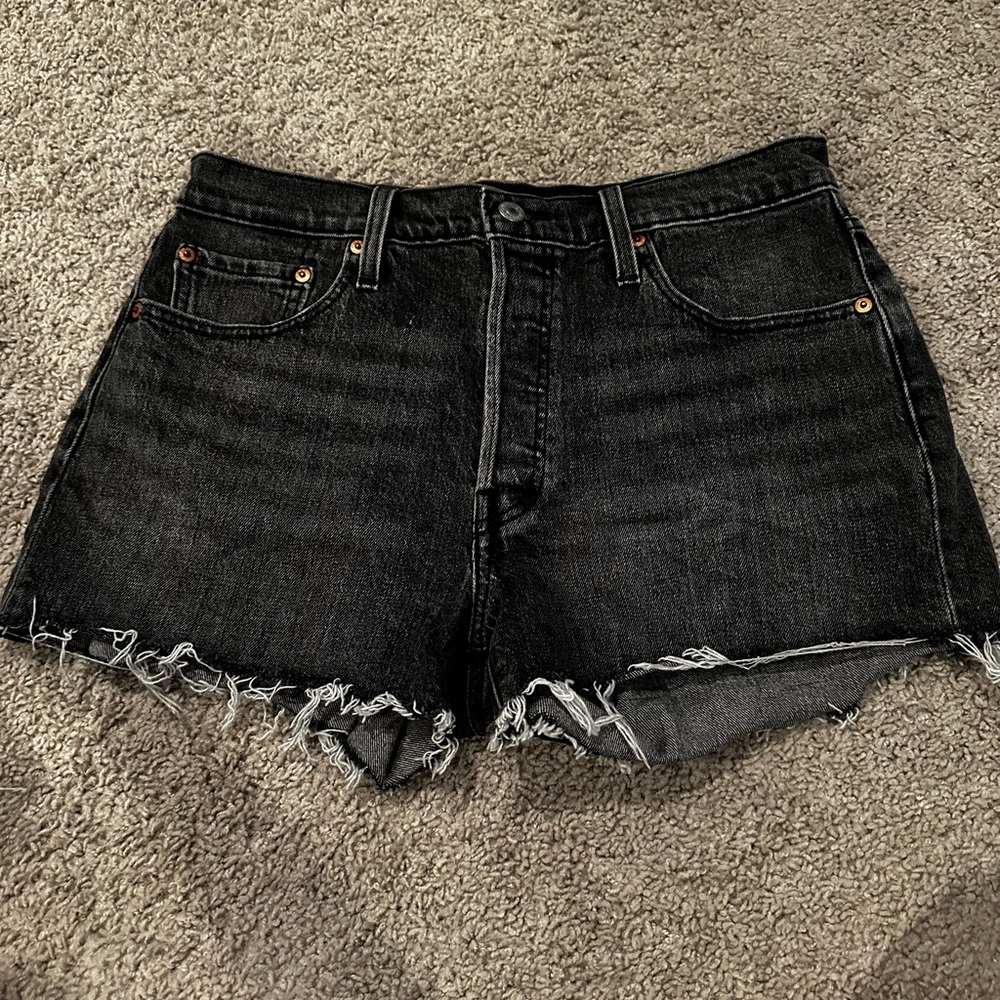Levi's Black Jean Shorts High-Waisted Distressed
